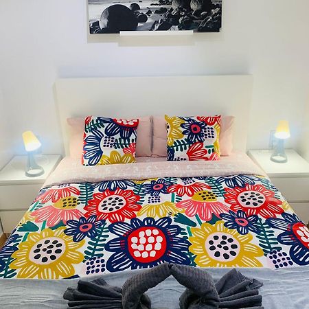 Ahllenrock Como Un Hotel, Pero Solo Para Ti Cornellà de Llobregat Buitenkant foto