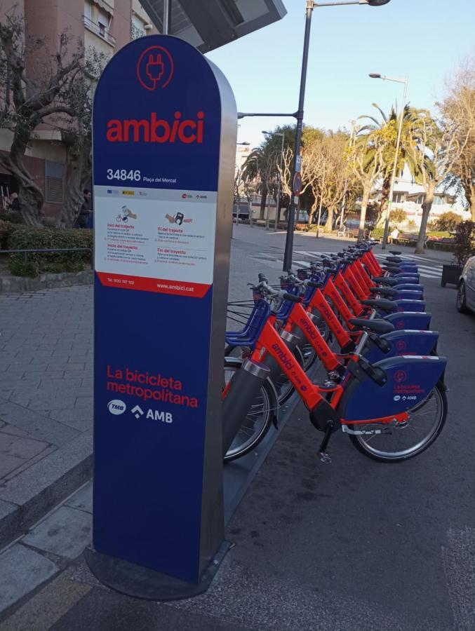 Ahllenrock Como Un Hotel, Pero Solo Para Ti Cornellà de Llobregat Buitenkant foto